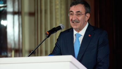 - "Bu sempozyum, kültürel diplomasiye yeni imkanlar sunan, farklı medeniyetlerin