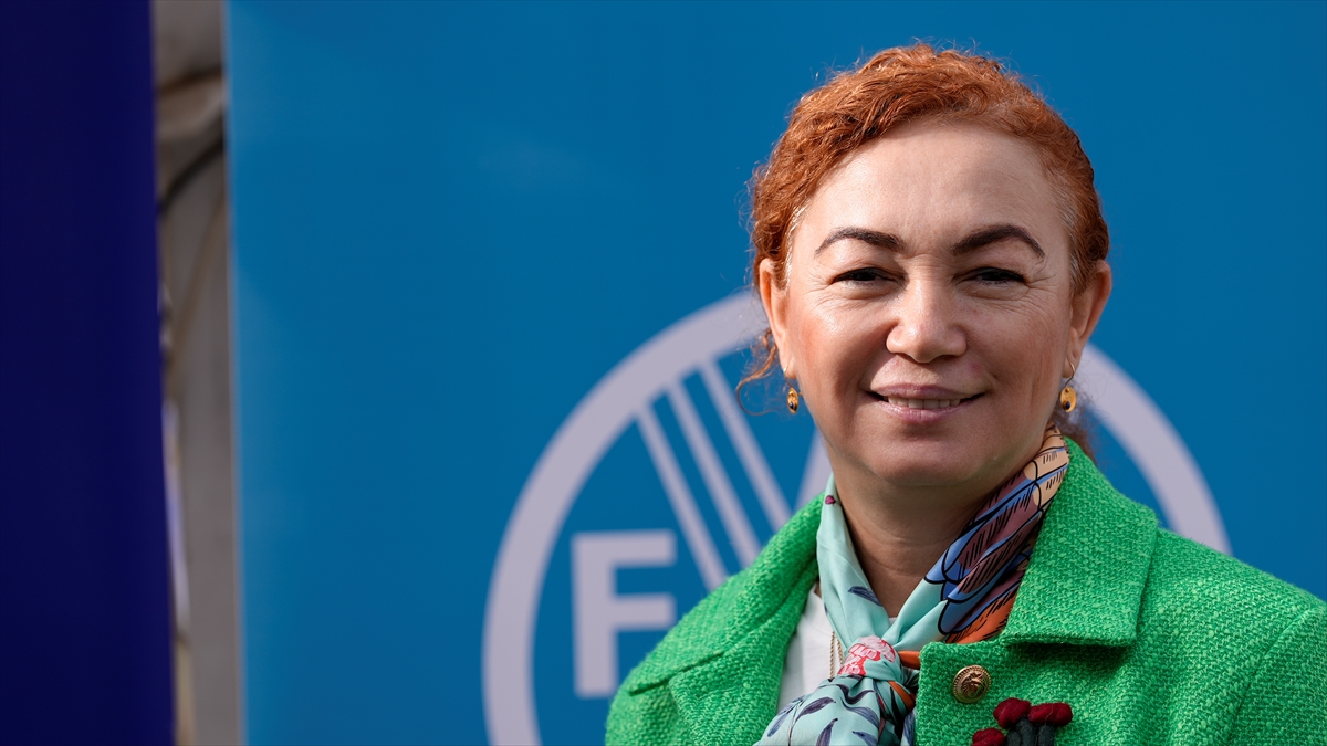 - FAO Türkiye Temsilci Yardımcısı Ayşegül Selışık:
- "Dünya yüzeyinin yüzde