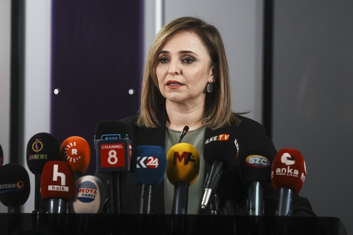 - "(C130 tipi askeri kargo uçağının düşmesi) Türkiye'yi derinden üzen