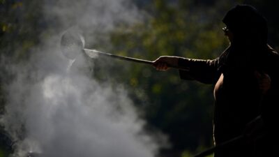 - Düzce'de KOSGEB'den aldığı destekle, annesinden öğrendiği şeker kamışı pekmezini