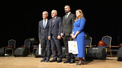 DİYARBAKIR (AA) – Diyarbakır'da 24 Kasım Öğretmenler Günü dolayısıyla düzenlenen