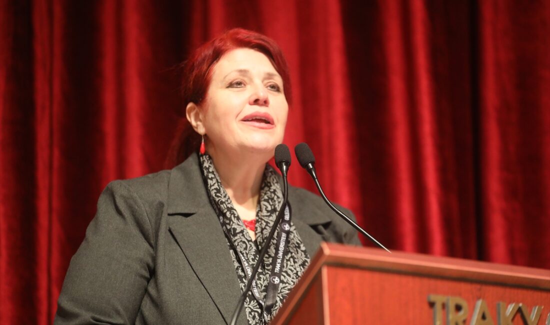 - TÜ Rektörü Prof. Dr. Mustafa Hatipler:
- "Halide Nusret Zorlutuna'yı