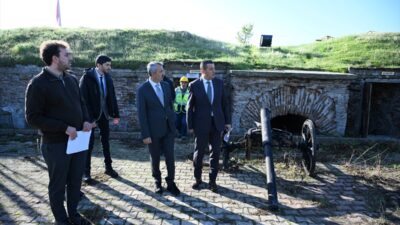 - Vali Yunus Sezer:
- "Hıdırlık Tabyamızdan sonra Kıyık Tabyamız da