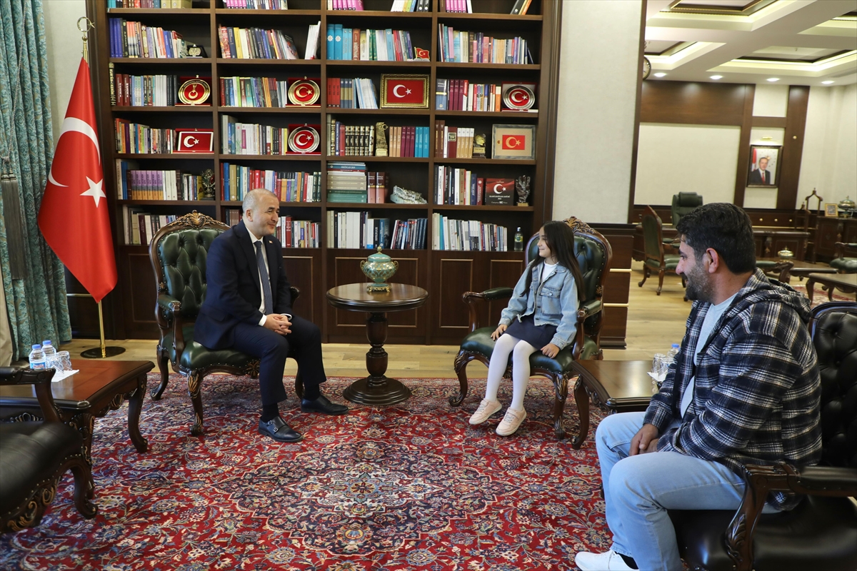 ELAZIĞ (AA) – Elazığ Valisi Numan Hatipoğlu, vali olma hayali