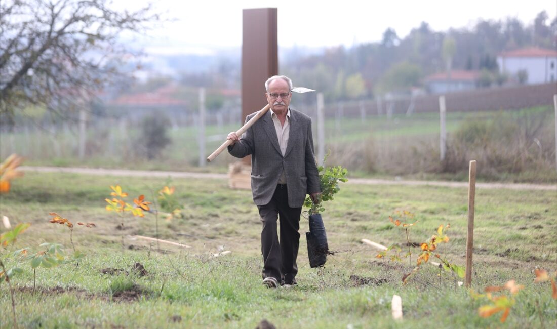 - Kırklareli'nin Lüleburgaz ilçesinde uzun yıllar orman teşkilatında görev yapan