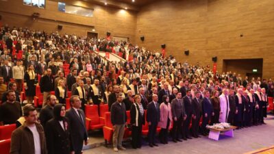 - Erzincan Valisi Aydoğdu:
⁃ "Yeni akademik yıl, sizlerin kaleminde anlam