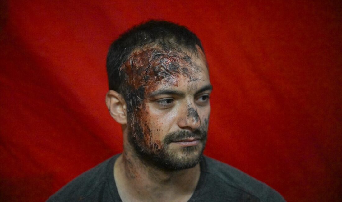 - Tatbikatta, senaryo gereği piste inen uçağın motor ve iniş