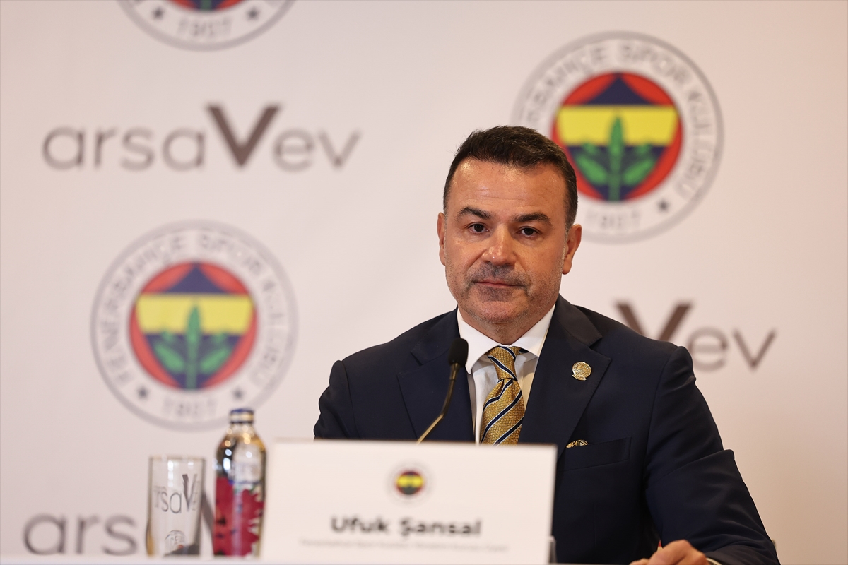 İSTANBUL (AA) – Fenerbahçe Kadın Futbol Takımı ile “arsaVev” arasında