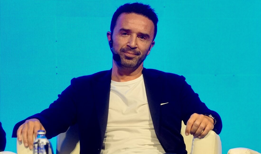 İSTANBUL (AA) – Fenerbahçe'nin eski futbolcuları, yarın oynanacak Galatasaray maçı