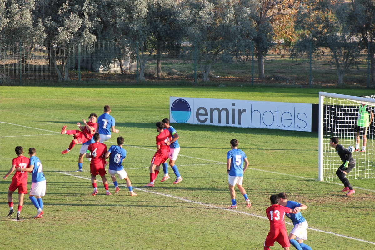 - Milli takım, son maçında Yunanistan'ı 2-1 yenerek lider olarak