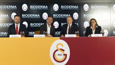 Galatasaray Kulübü Yönetim Kurulu Üyesi Timur Kuban:
- "Ulu Önder Mustafa