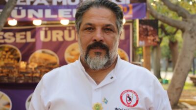 - Antalya Valisi Hulusi Şahin:
- "Antalya her geçen gün şeflerin