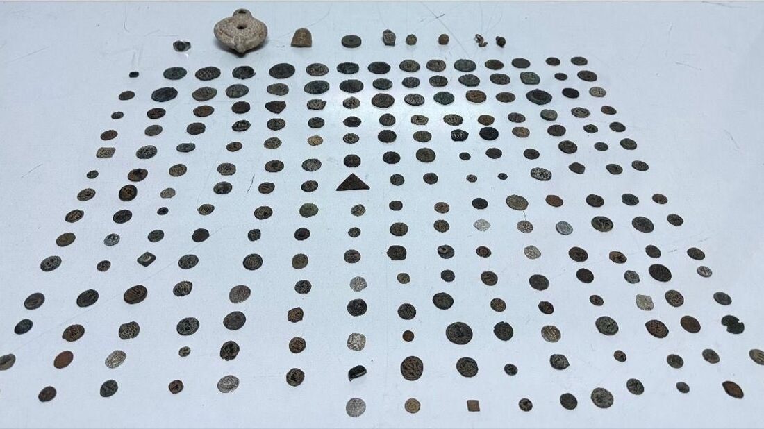 GAZİANTEP (AA) – Gaziantep'te bir araçta yapılan aramada, Roma ve