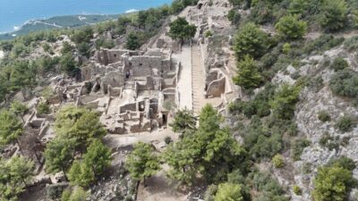 - Antalya'nın Alanya ilçesindeki 3 bin yıllık antik kentin kazı