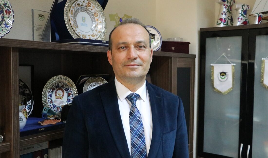 - Tekirdağ Namık Kemal Üniversitesi Öğretim Üyesi Prof. Dr. İsmail
