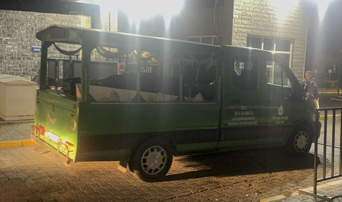 - Baba Servet Böcek'in cenazesi Adli Tıp Kurumuna götürüldü

DETAYLAR EKLENDİ