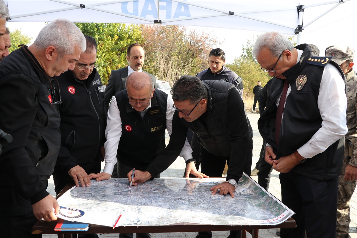 - Elazığ Valisi Numan Hatipoğlu:
-  "Devletimiz tüm imkanlarıyla çocuğumuzu