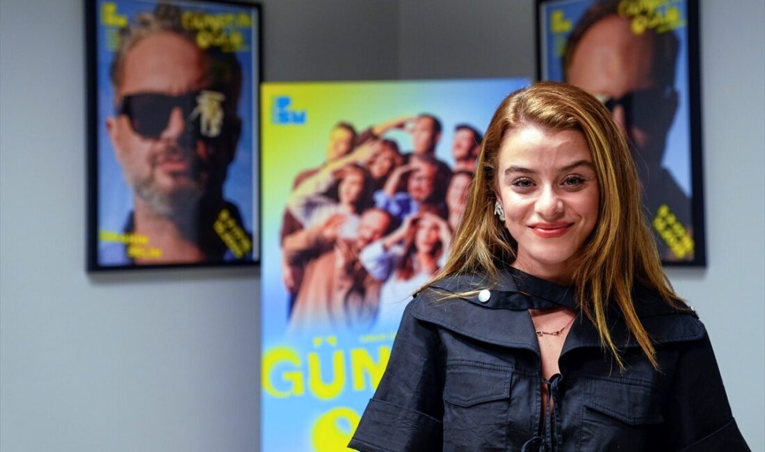 - Yönetmen Nagihan Gürkan:
- "İzlediğimiz şeyi çok da akılla çözememek