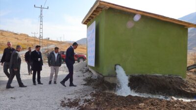 HAKKARİ (AA) – Hakkari'de 6 noktada yapılan sondaj çalışmalarında ulaşılan