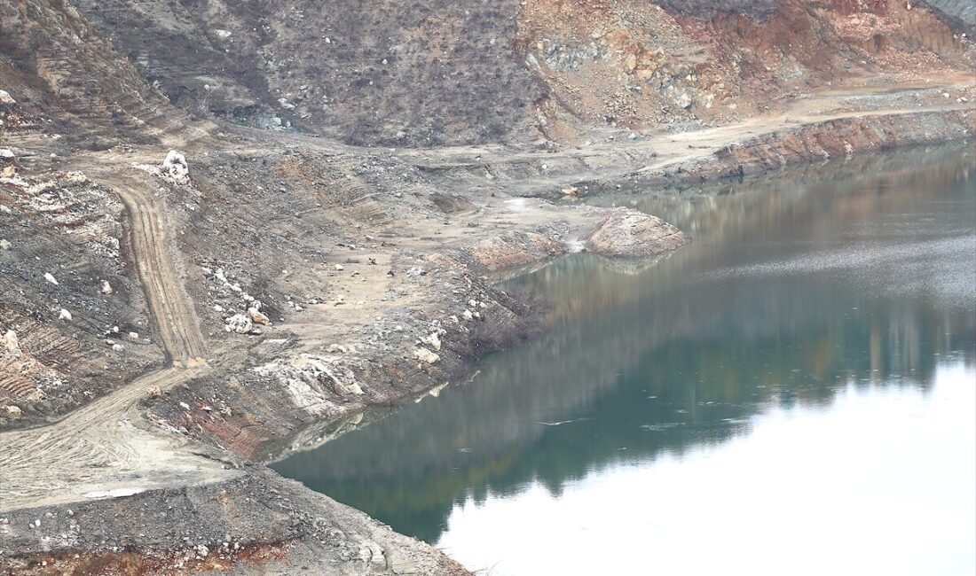 HATAY (AA) – Hatay'da içme suyu şebekelerini besleyen Karaçay Barajı'nın