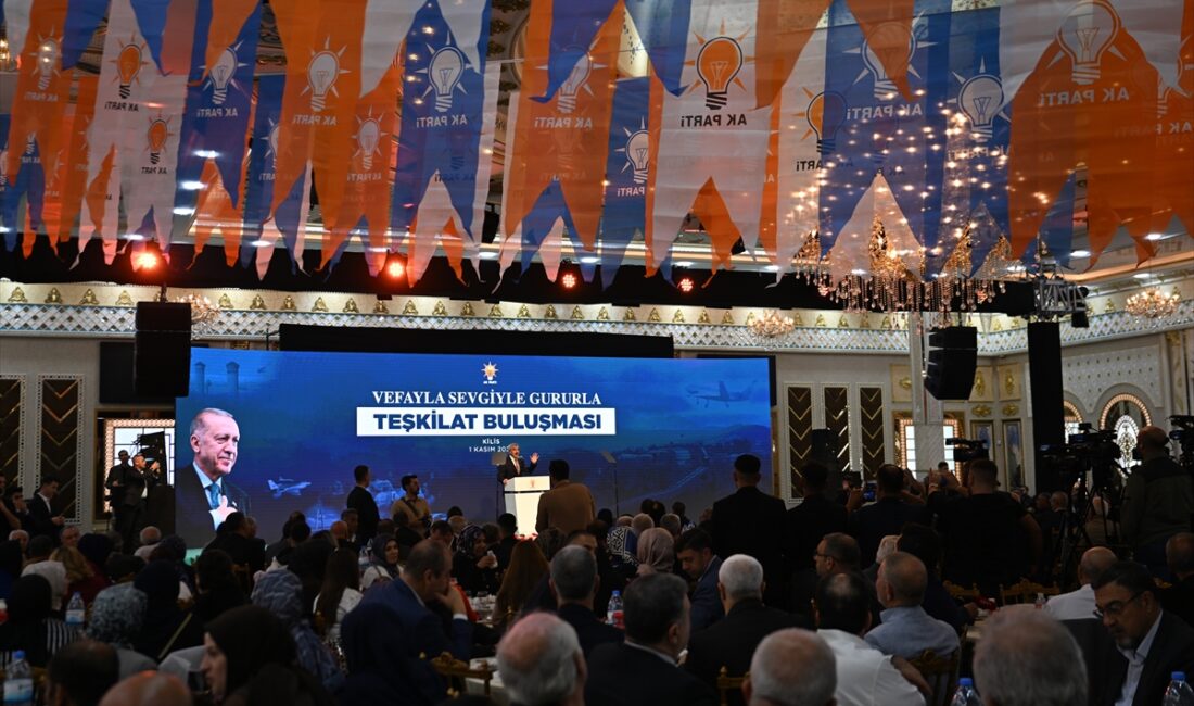 - "8 Aralık'ta Esed zulmünün sona ermesinin üzerinden 1 yıl