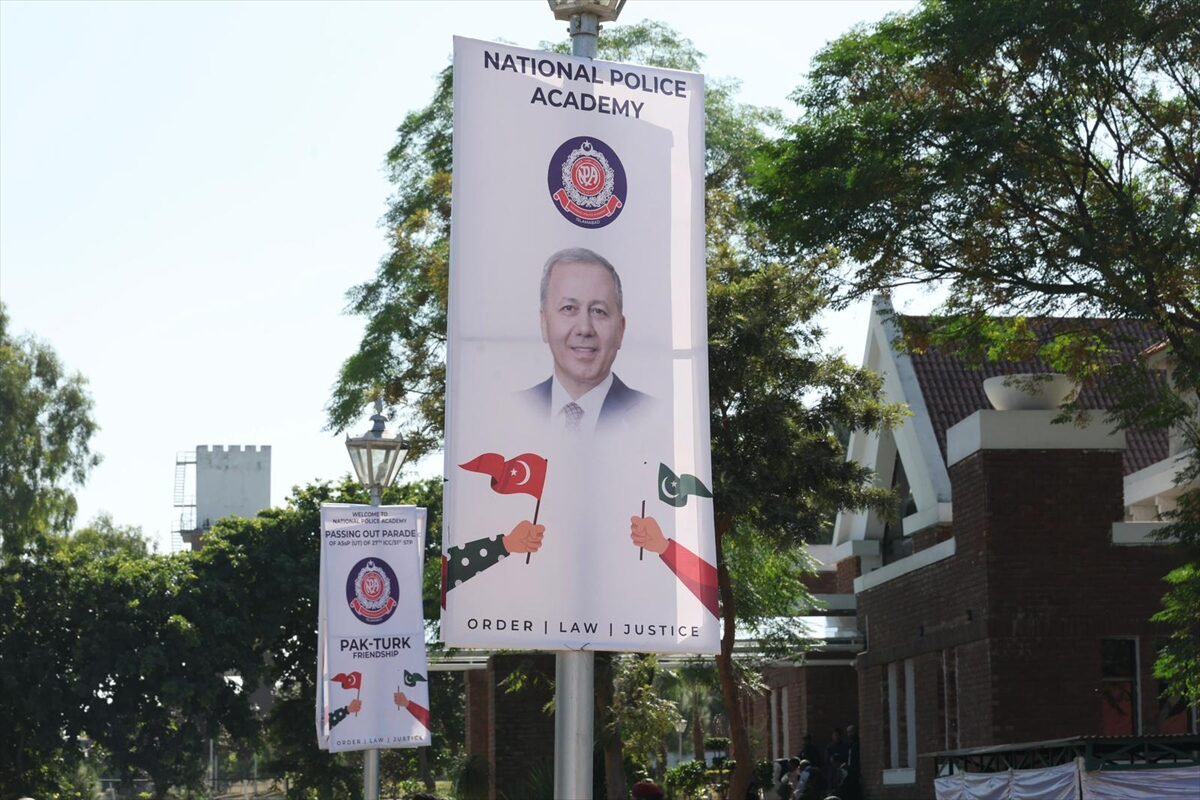 ANKARA (AA) – İçişleri Bakanı Ali Yerlikaya, Pakistan Ulusal Polis