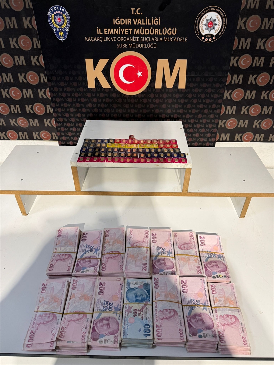 IĞDIR (AA) – Iğdır'da kuyumculara sahte altın sattıkları belirlenen 3