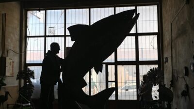 - Sıfır Atık Projesi'ne verdiği destekle tanınan ve daha önce