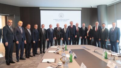 - İSO Yönetim Kurulu Başkanı Erdal Bahçıvan:
- "Tek millet, iki