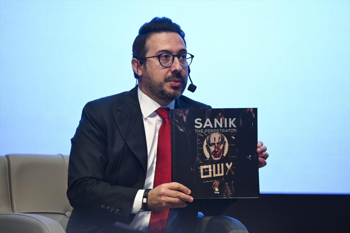 - İÜ Rektörü Prof. Dr. Osman Bülent Zülfikar:
- "Bizler, 'Türkiye