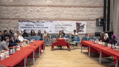 - Özgürlük Filosu Koalisyonu Türkiye Temsilcisi Beheşti İsmail Songür:
- "Filistin