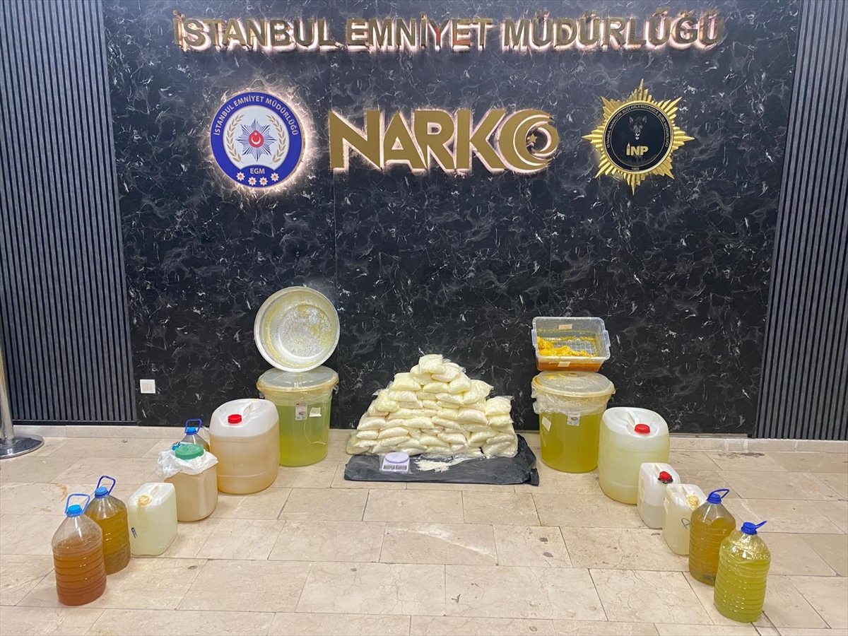 İSTANBUL (AA) – İstanbul'da düzenlenen uyuşturucu operasyonunda 178 kilo 800