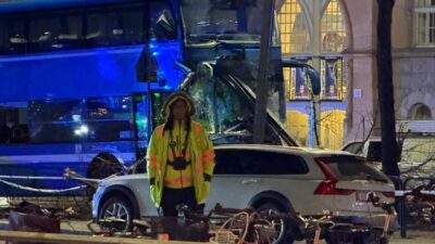 ANKARA (AA) – İsveç'in başkenti Stockholm'de çift katlı otobüsün bir