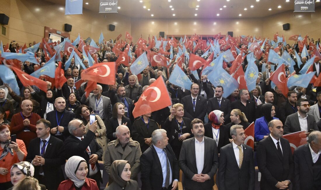 - "Siyaset, Türk milletini bir ve birlikte tutma iradesi sergileyenlerin