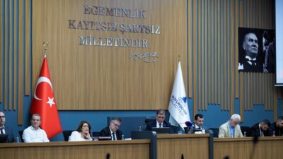 İZMİR (AA) – İzmir Büyükşehir Belediyesinin 110 milyar liralık 2026