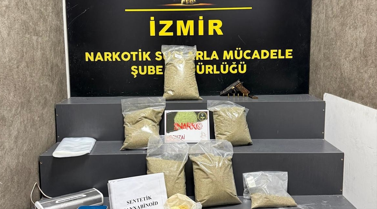 İZMİR (AA) – İzmir'in Buca ilçesinde düzenlenen operasyonda 6 kilo