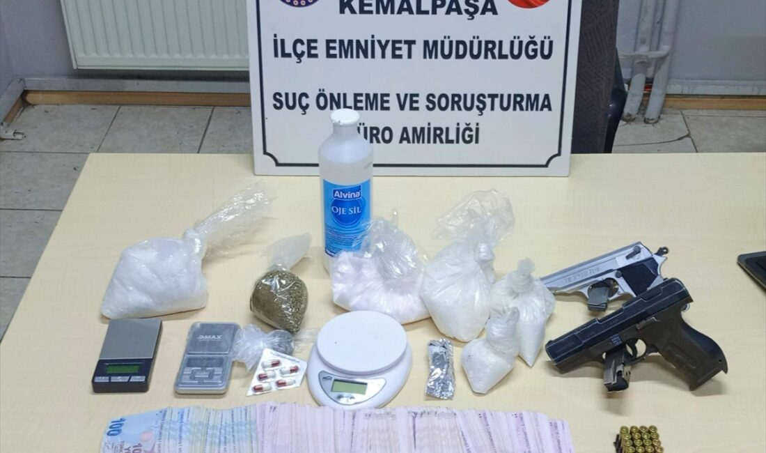 İZMİR (AA) – İzmir'in Kemalpaşa ilçesinde düzenlenen uyuşturucu operasyonunda yakalanan