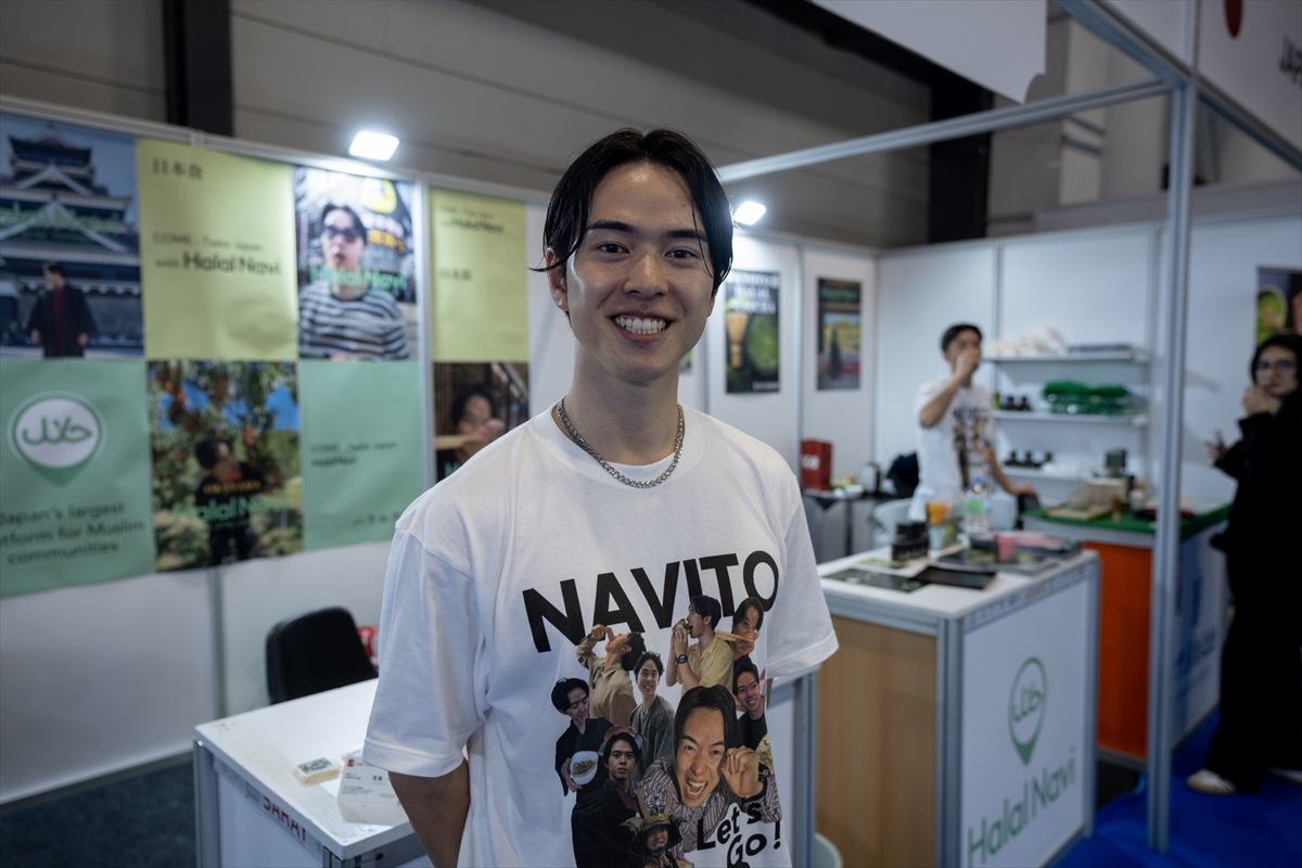 - Japon girişimci Ikuto Hongu:
- "Müslüman dostlarım Japonya'ya seyahat ettiklerinde