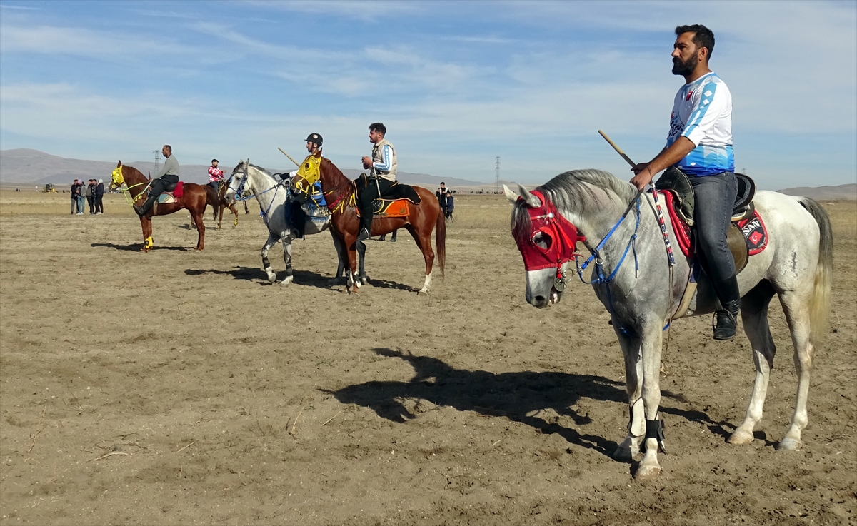 KARS (AA) – Türklerin Orta Asya'dan Anadolu'ya geldikleri dönemden beri