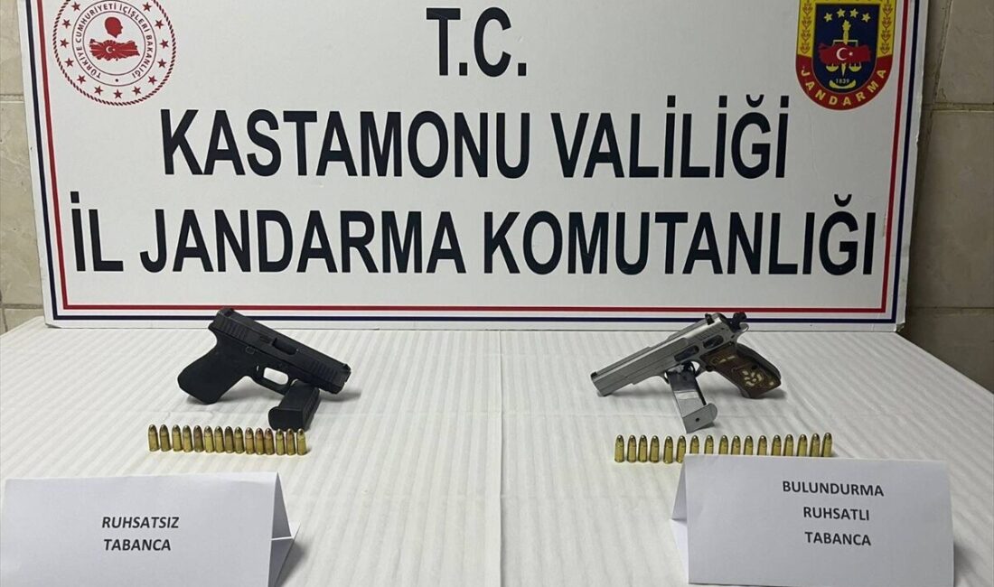 KASTAMONU (AA) – Kastamonu'da düzenlenen ruhsatsız silah operasyonunda 5 şüpheli
