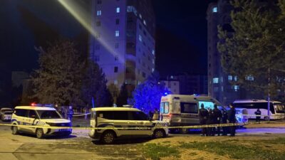 KAYSERİ (AA) – Kayseri'de kocası tarafından bıçaklanan kadın hayatını kaybetti.