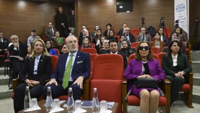 - Kamu Başdenetçisi Mehmet Akarca:
- "Kadına yönelik şiddet, insan onuruna