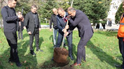 KIRKLARELİ (AA) – Kırklareli Belediyesince 24 Kasım Öğretmenler Günü dolayısıyla