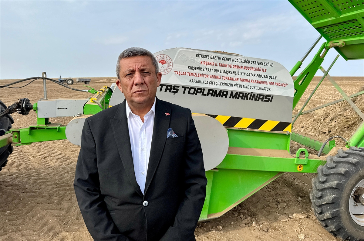 - Kırşehir Ziraat Odası Başkanlığı öncülüğünde makineyle yapılan çalışmayla tarlalardaki