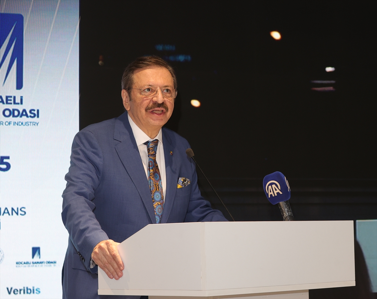 - TOBB Başkanı Hisarcıklıoğlu: 
- "Kocaeli kazanınca aslında baktığımız zaman