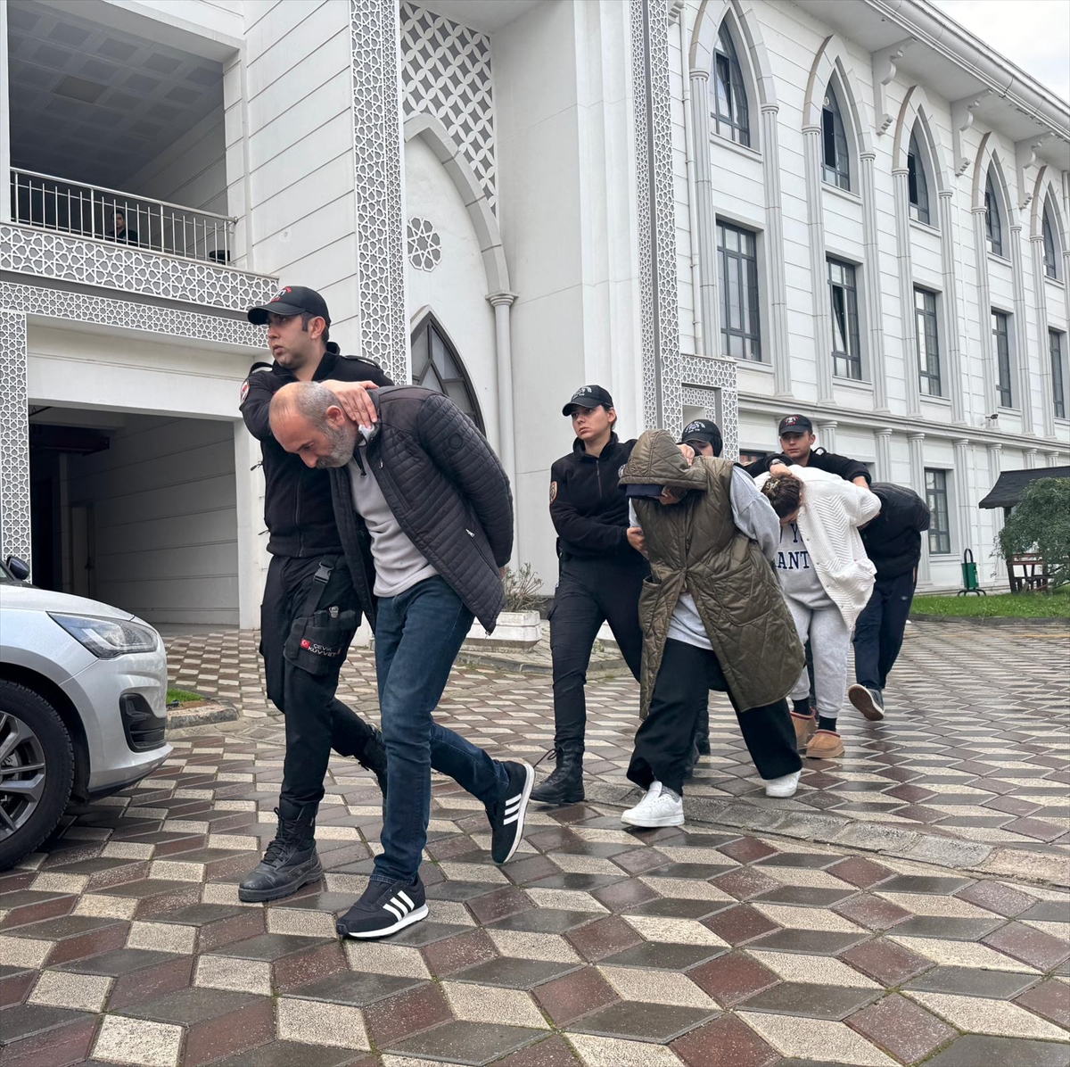 KOCAELİ (AA) – Kocaeli'nin Dilovası ilçesinde 6 kişinin hayatını kaybettiği