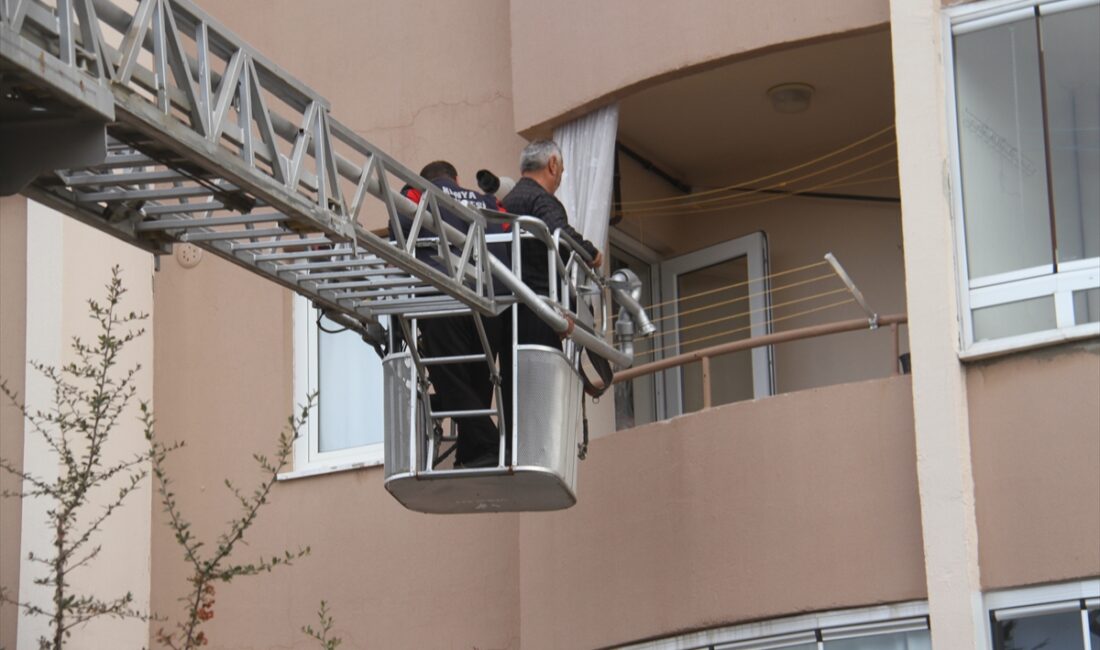 KONYA (AA) – Konya'nın Beyşehir ilçesinde 4 katlı binada çıkan