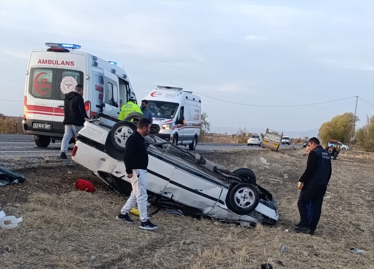 KONYA (AA) – Konya'nın Hüyük ilçesinde otomobilin şarampole devrilmesi sonucu