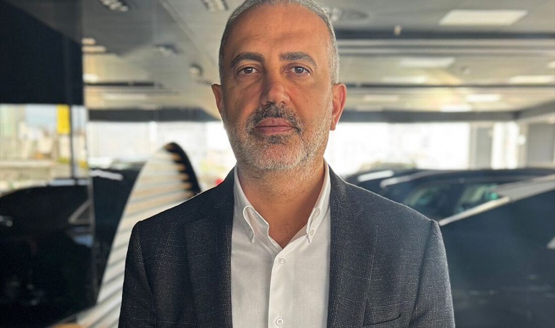 - İstanbul Motorlu Araç Satıcıları Derneği Başkanı Hayrettin Ertemel:
- "İhtiyacın