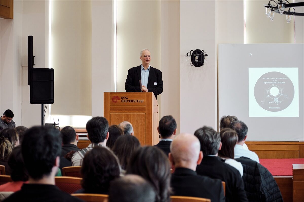 - Koç Üniversitesi Rektörü Prof. Dr. Metin Sitti:
- "Bu zirve,